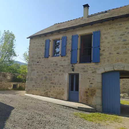 De 12 Personnes A Molines Saint-Etienne-du-Valdonnez